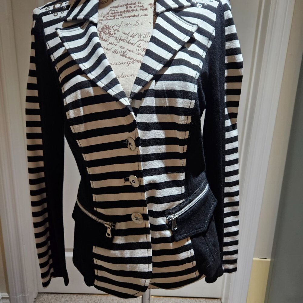 Striped Blazer/Jacket - Picture 2 of 8